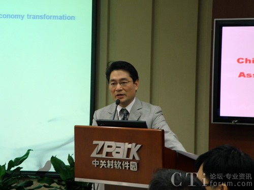 �������ļ��͑��P(gu��n)ϵ���팣�I(y��)ί�T��(hu��)�ؕ��L(zh��ng)���x��